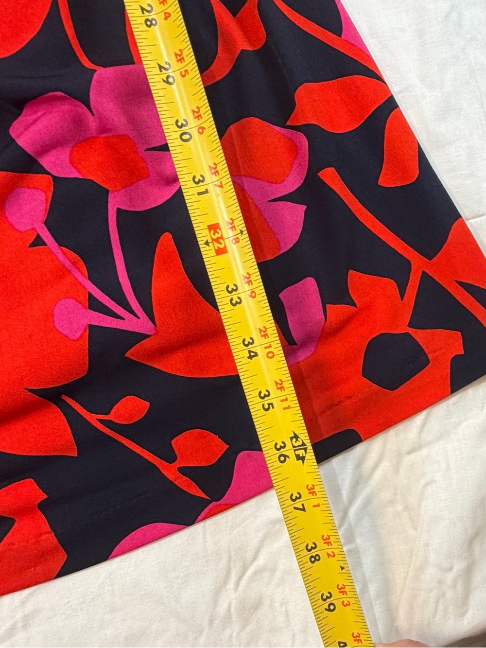 Vince Camuto Sleeveless Floral A-Line Dress in Black, Red & Pink - Picture 4 of 7